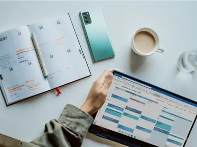 Starter workflow checklist laid out on a clipboard